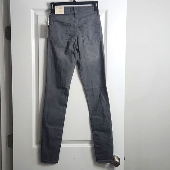 Universal Thread High-Rise Skinny Jeans - Picture 4 of 5